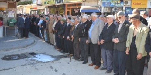 Eski Belediye Başkanlarından Zekeriya Köroğlu Vefat Etti