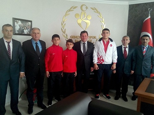 Güreş Eğitim Merkezi Türkiye Şampiyonu Çıkardı
