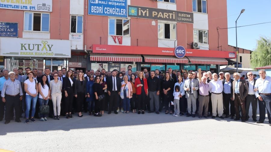 Elbistan’da İYİ Parti’ye 300 üye katıldı!