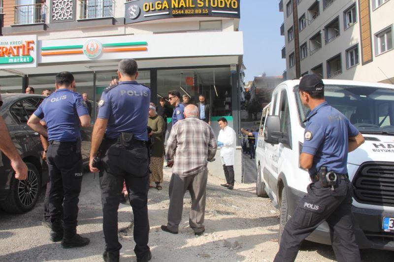 Kız arkadaşını tabancayla öldüren kişi intihar etti