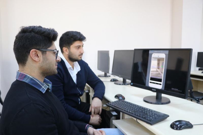 Üniversiteliler görme engellilerin hayatını kolaylaştırmak için yazılım geliştirdi