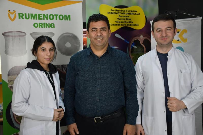 Çiftlik hayvanlarının karın bölgesindeki patlamayı önleyen aparat geliştirdi