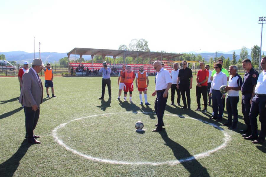 GÖKSUN KAYMAKAMLIK KURUMLARARASI FUTBOL TURNUVASI BAŞLADI.