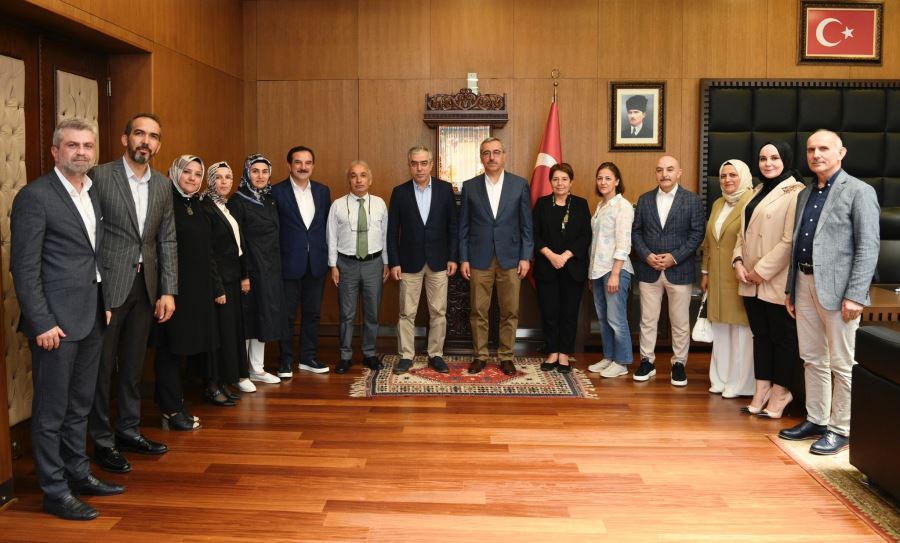 Güngör, Cumhurbaşkanı Başdanışmanlarını Makamında Ağırladı 