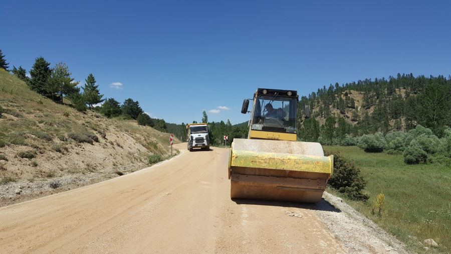 Göksun’da Yol Yenileme Çalışmaları Sürüyor 