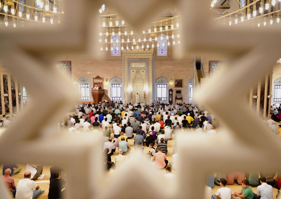 Başkan Güngör, Vatandaşlarla Bayramlaştı