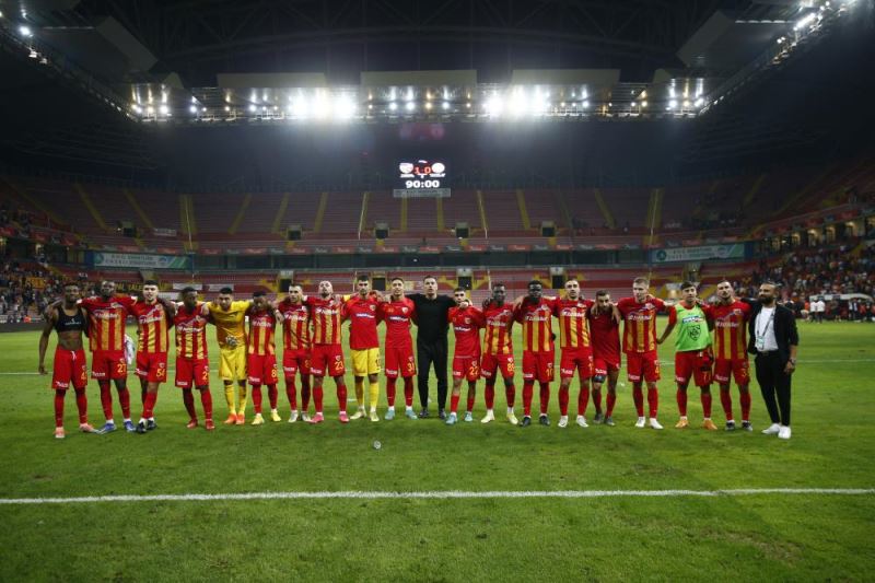 Futbol: Spor Toto Süper Lig