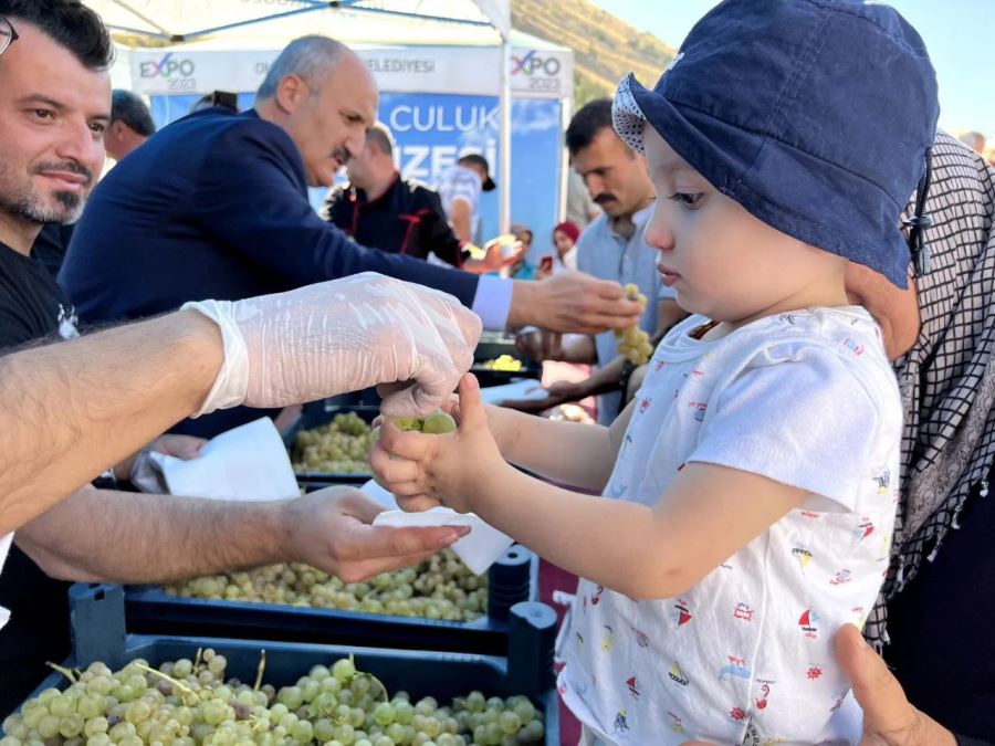 Dulkadiroğlu Belediyesi Kayseri’de stant açtı