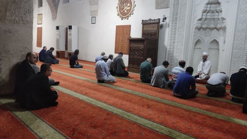 Ahilik Hareketi derneği esnafa 