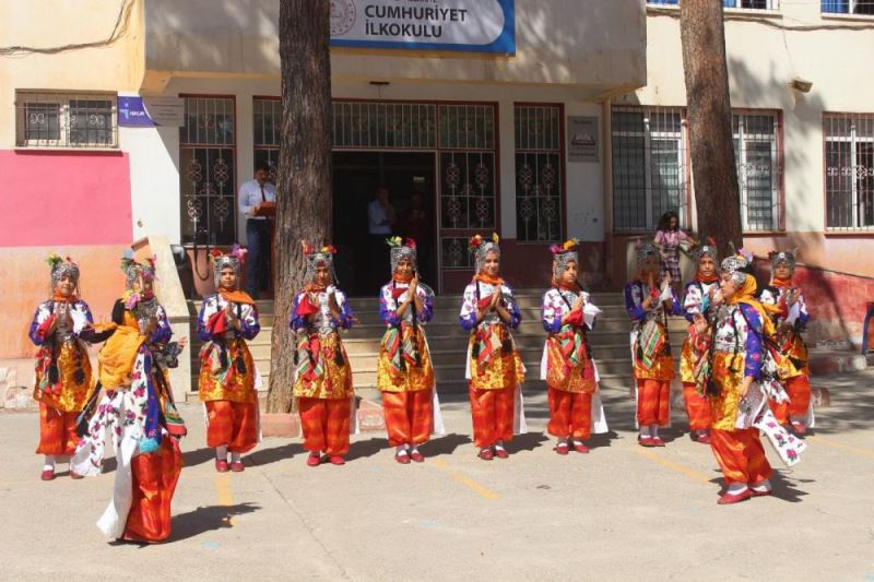 İslahiye’de İlköğretim Haftası kutlandı