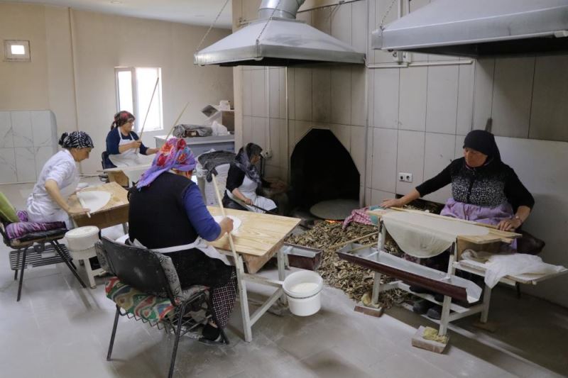Gelin gittiği ilçede kadınlarla kooperatif kurup 17 kişiye istihdam sağladı