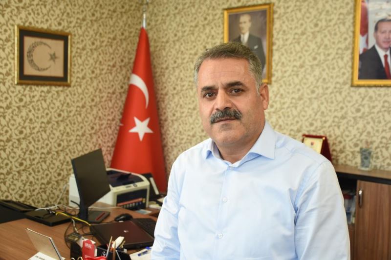 Denizsiz kentin milli yüzücüsü madalyalara kulaç atıyor
