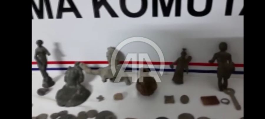 Tarihi eser operasyonu, 6 heykel, 2 bin 104 sikke ele geçirildi