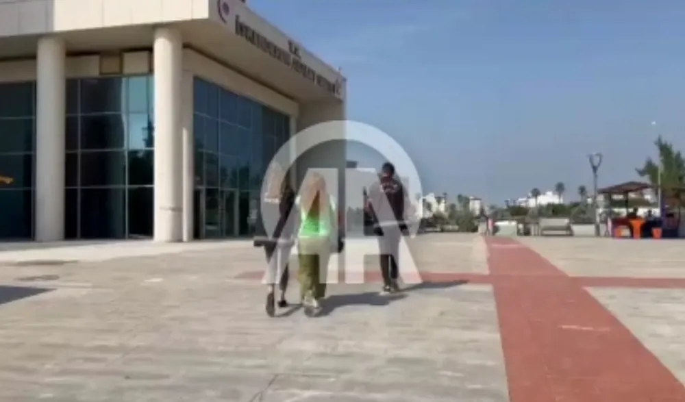 Kuyumcuya sahte altın satmaya çalışan kadın yakalandı