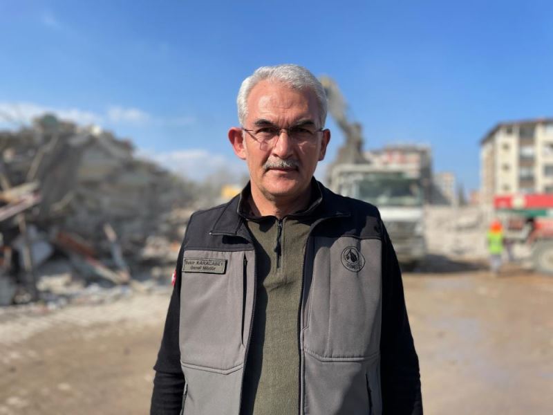 Deprem bölgelerinde afetzedelerin ısınması için 38 bin ton odun dağıtıldı