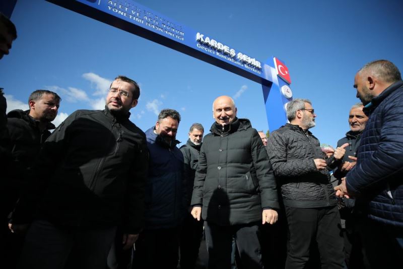 Bakan Karaismailoğlu, Elbistan