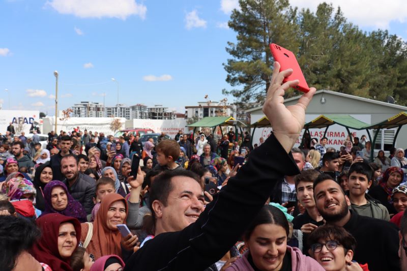 Acun Ilıcalı, Adıyaman ve Kahramanmaraş