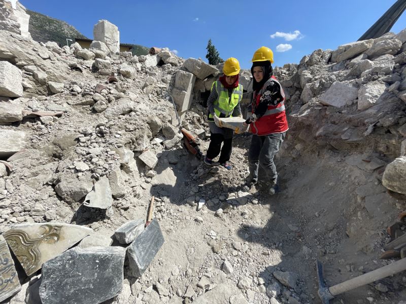 Depremden etkilenen Hatay