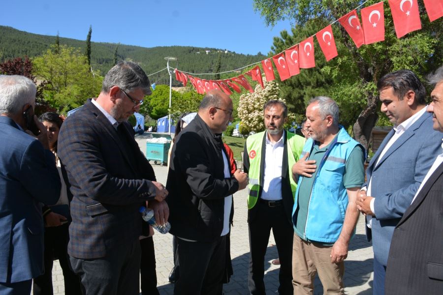 Şahin, sosyal medya’da değil, sahada çalışıyoruz!