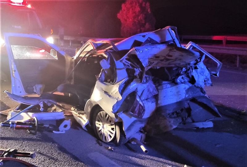 Trafik kazasında 2 kişi öldü, 8 kişi yaralandı