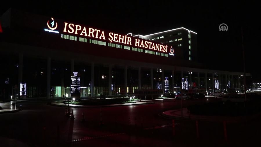 Düğün evinde balkonun çökmesi sonucu 9 kişi yaralandı