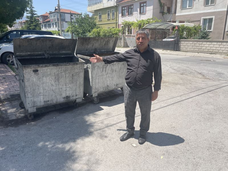 Ölü doğduğunu iddia ettiği bebeğini çöp konteynerine atan anne tutuklandı