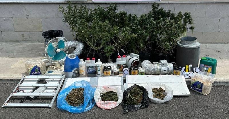 İklimlendirme sistemiyle kenevir yetiştiren 4 zanlı yakalandı