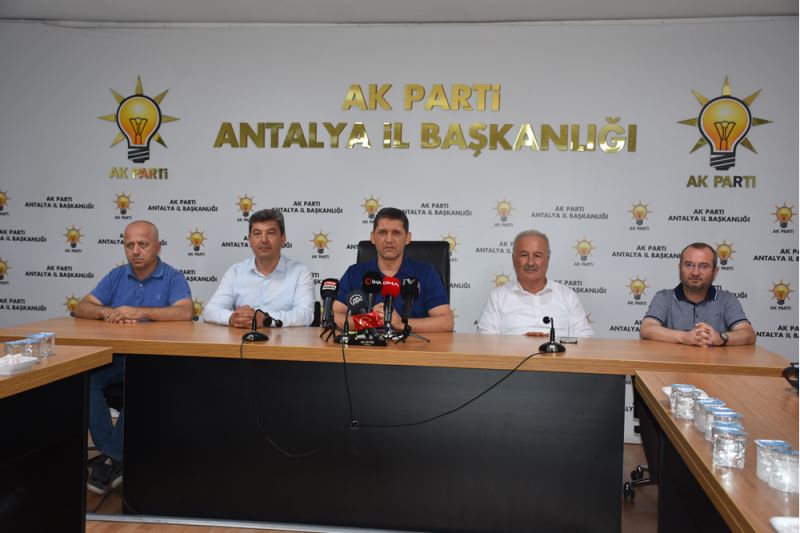 AK Parti Antalya İl Başkanı Çetin