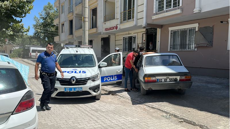 İki aile arasında çıkan taşlı ve sopalı kavgada 5 kişi yaralandı