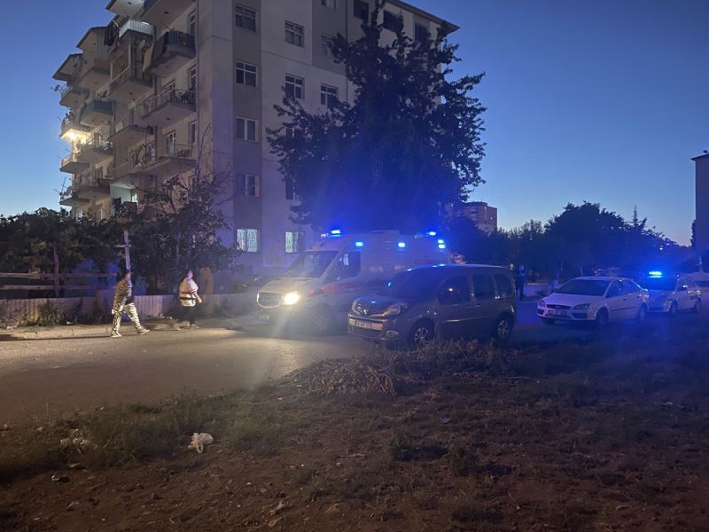 Düğünde çıkan silahlı kavgada 3 kişi yaralandı