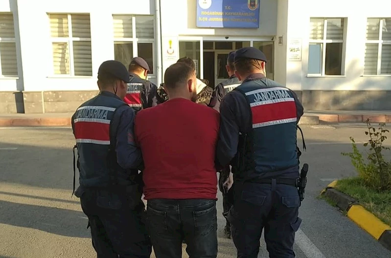 DEAŞ operasyonunda 2 zanlı yakalandı