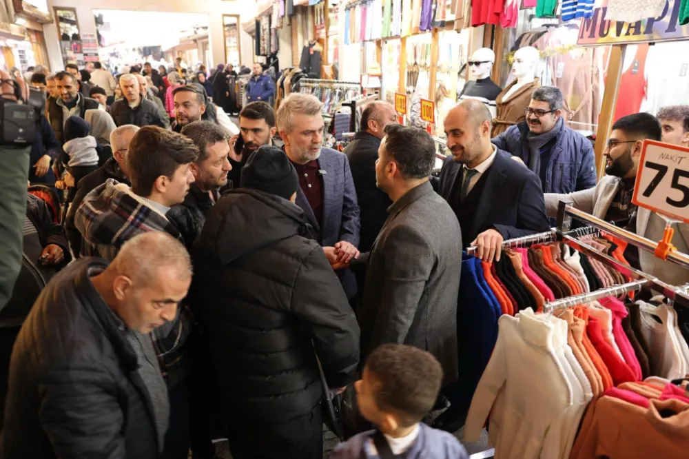 “Görgel, Tarihi Kapalı Çarşı’da Esnafların Sorunlarını Dinledi”