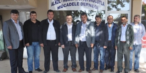 Bağımlılıktan kurtulanlara ``umre`` ödülü