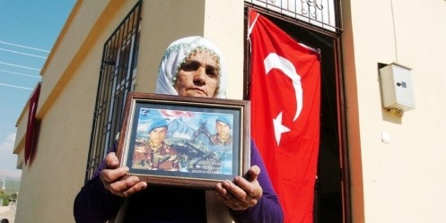 İş Adamlarından Şehit Ailesine Ev 