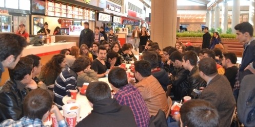 Halil Söyletmez sevenleriyle buluştu