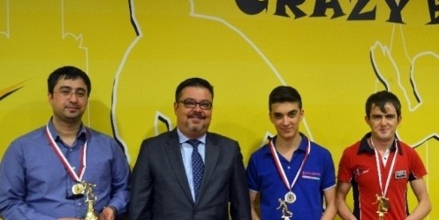 Piazza Bowling Turnuvası Tüm Hızıyla Sürüyor