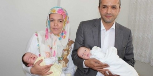 Siyam İkizleri Bereketiyle Geldi