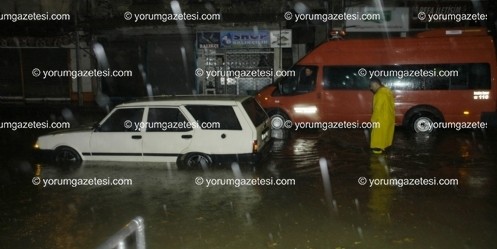 Araçlar mahsur kaldı 