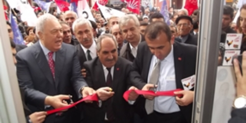 Halka zulmedenler karşılarında bizi bulacaktır