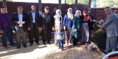 Önsen Ziyaret Camiinde Kardeşlik Aşuresi