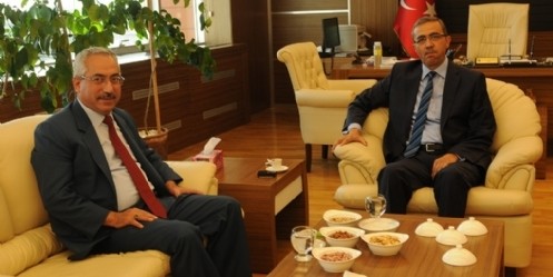 Rektör Deveci Kilis 7 Aralık Üniversitesi Rektörü Güvenç