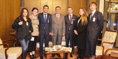 Siyasette risk almadan başarı sağlanmaz