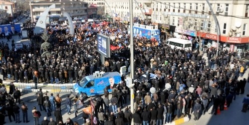 Gençlik Şöleni ve Yürüyüşü düzenledi