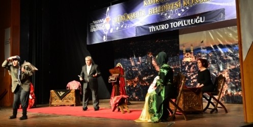 Deli Bahar yarıştı, salon doldu taştı
