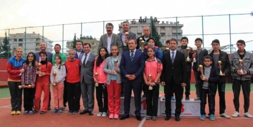 Polis haftası Tenis Turnuvası Müsabakaları sona erdi