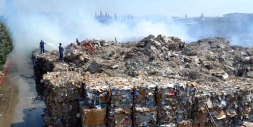 Kağıt Fabrikasında Yangın