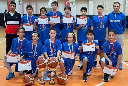 SANKO Okulları Kız Ve Erkek Basketbol Takımları Şampiyon Oldu