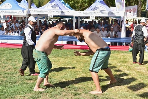 Dulkadiroğlu`nda Er Meydanı Dereköy`de Kuruldu