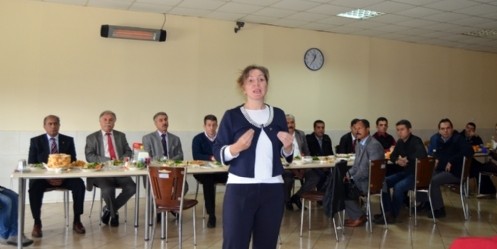 Nergiz; Belediyeyi Aldığımızda Parti Rozetimiz Çıkacak 