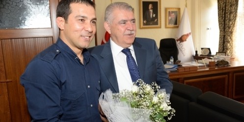 Şampiyondan sporsever başkana ziyaret
